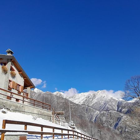 Casa All'Alpe Gaggetto B & B Anzino Eksteriør billede
