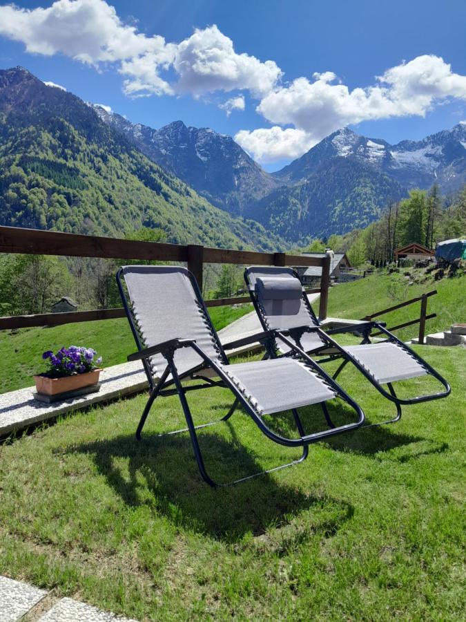 Casa All'Alpe Gaggetto B & B Anzino Eksteriør billede