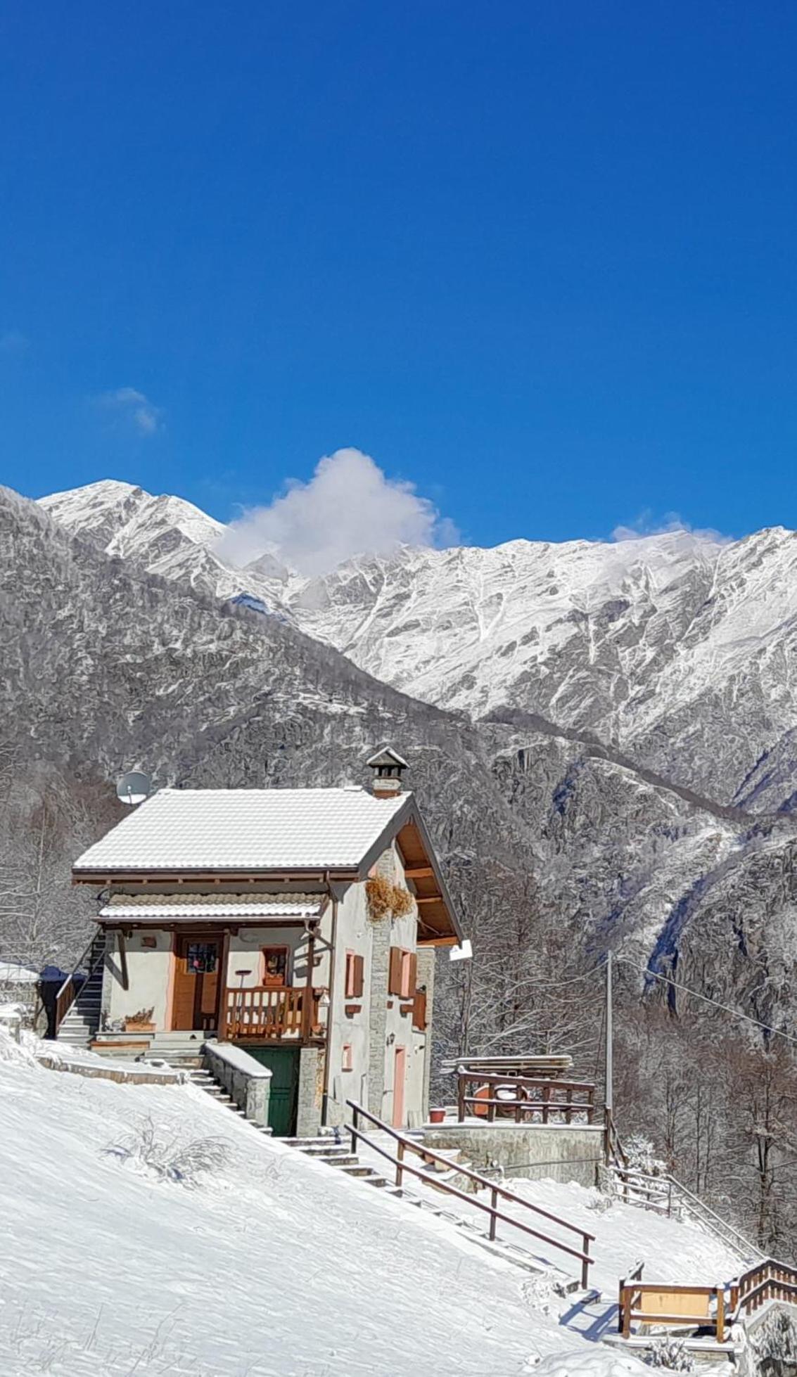 Casa All'Alpe Gaggetto B & B Anzino Eksteriør billede