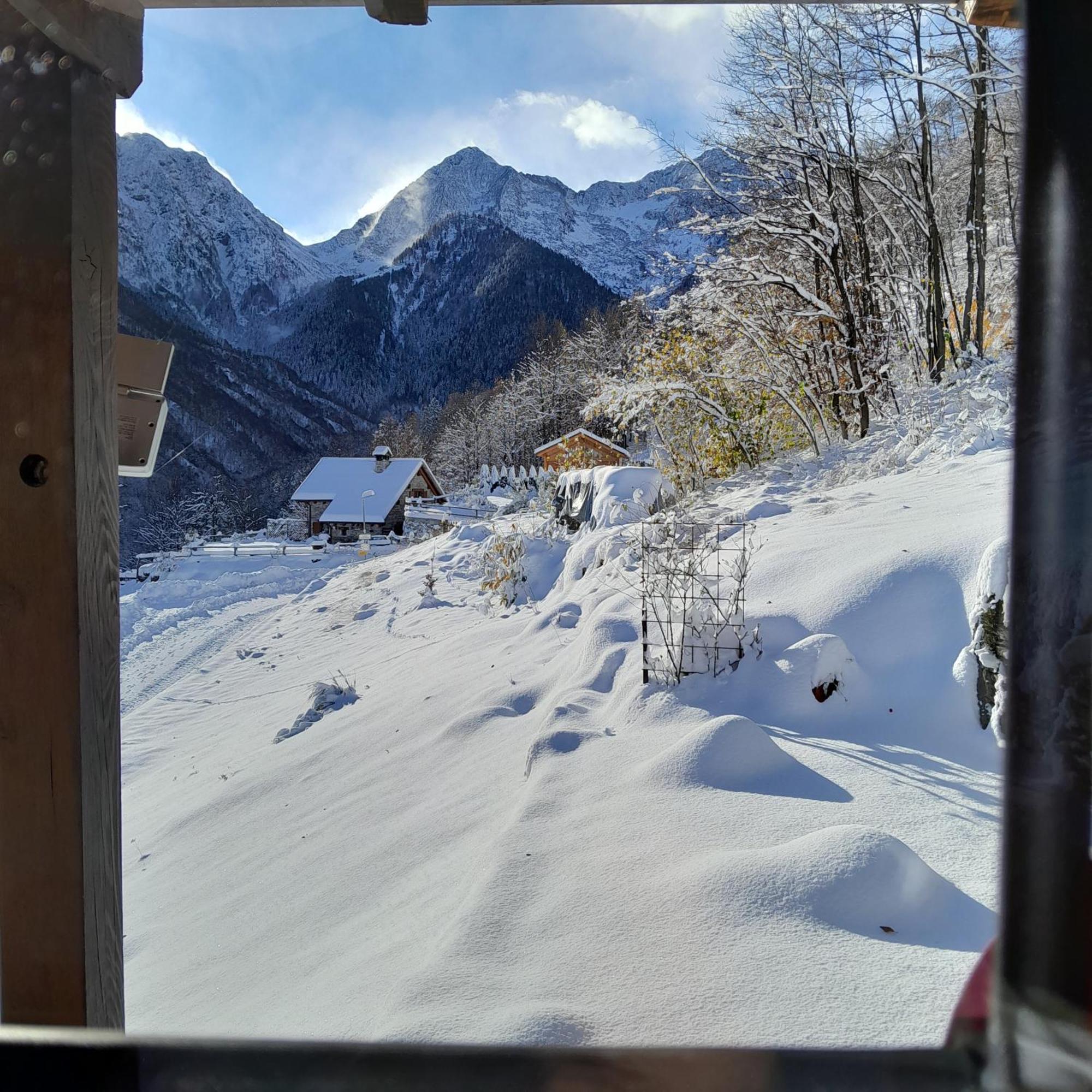 Casa All'Alpe Gaggetto B & B Anzino Eksteriør billede